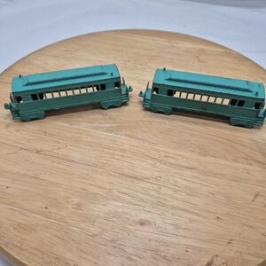 Midgetoy Diecast Pair Of Railroad Passenger Cars